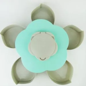 طبق تسالى وحامل تليفون